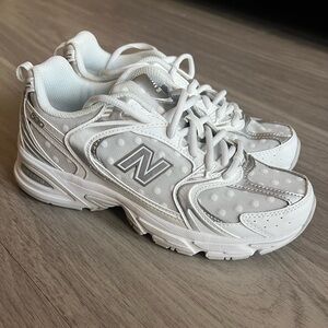 New Balance white polka dot shoes, size 6.5